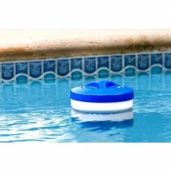 Floating Swimming Pool and Spa Chlorine Dispenser by HDX 11 Floating Swimming Pool and Spa Chlorine Dispenser by HDX -Pool Supplies Sales Store hdx pool chlorinators 62155 44 1000