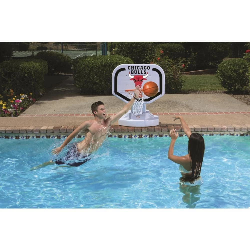 Chicago Bulls NBA Competition Swimming Pool Basketball Game by Poolmaster 4 Chicago Bulls NBA Competition Swimming Pool Basketball Game by Poolmaster - Image 2